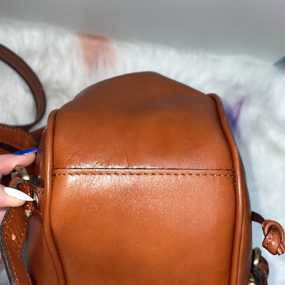 Patricia Nash ‘Itala’ Saddle Sling backpack - Picture 5 of 15